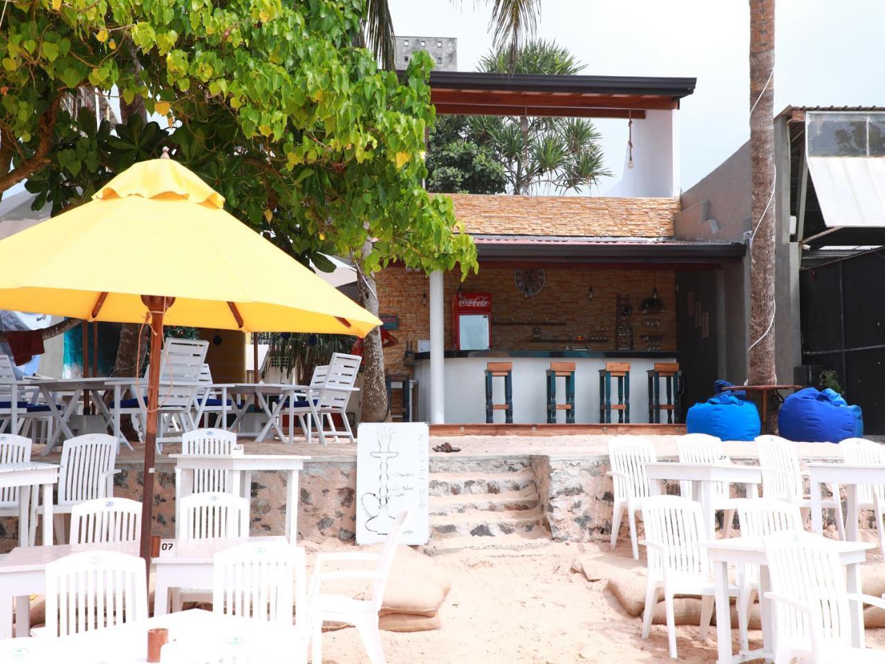 Fresh Wave Mirissa - Beach Front エクステリア 写真